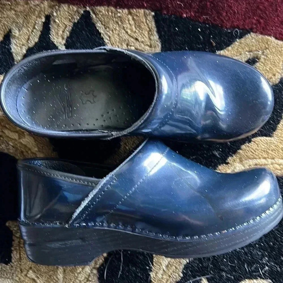 Dansko Women’s Navy Blue Clogs Shoes Size 38 7.5-8 - Picture 2 of 12